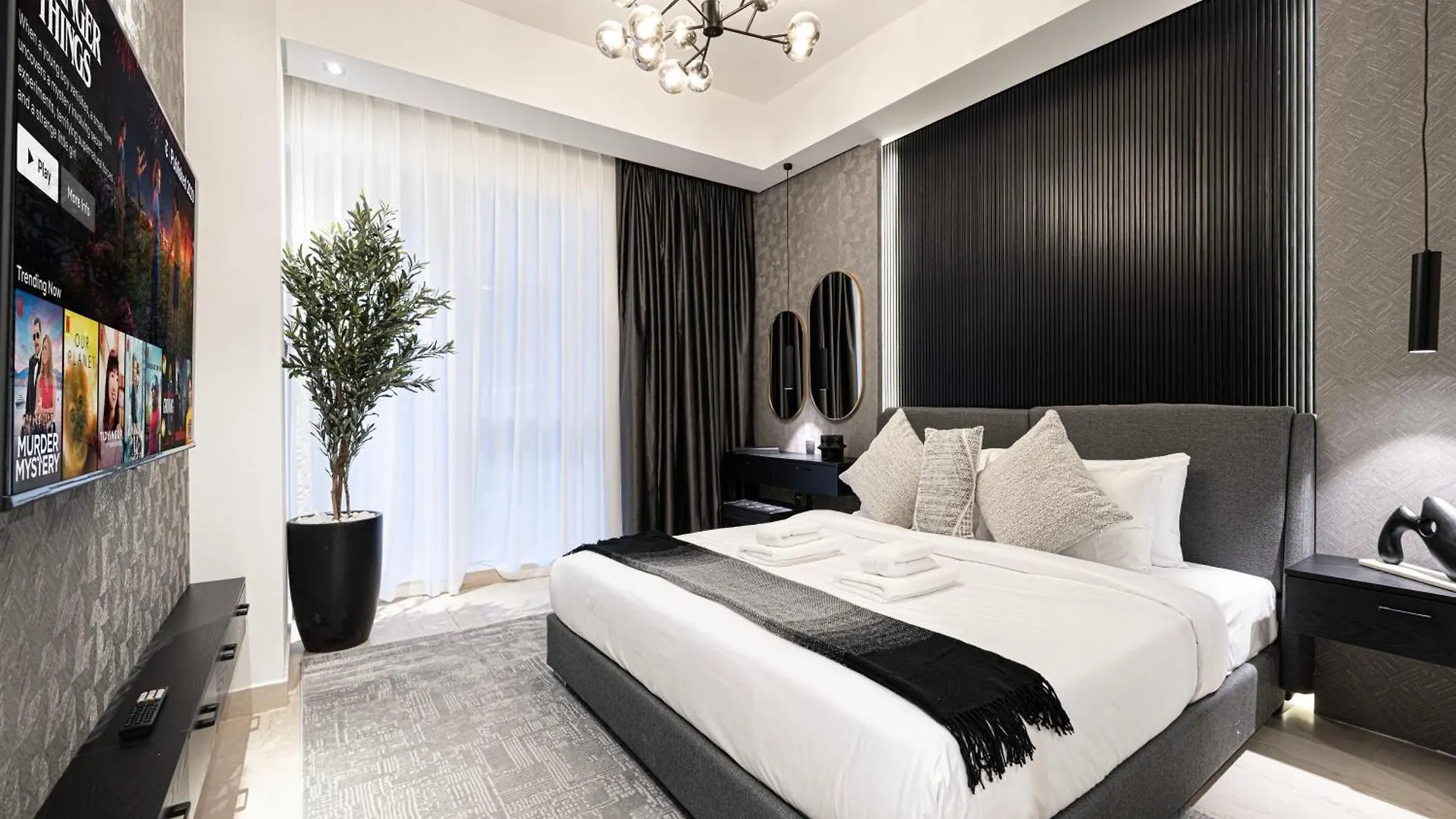 3Br Luxury Escape At Mon Reve I Access To Pool And Gym Apartment Dubai