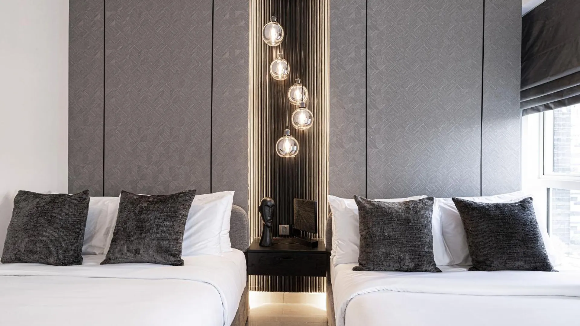 3Br Luxury Escape At Mon Reve I Access To Pool And Gym Apartment Dubai United Arab Emirates