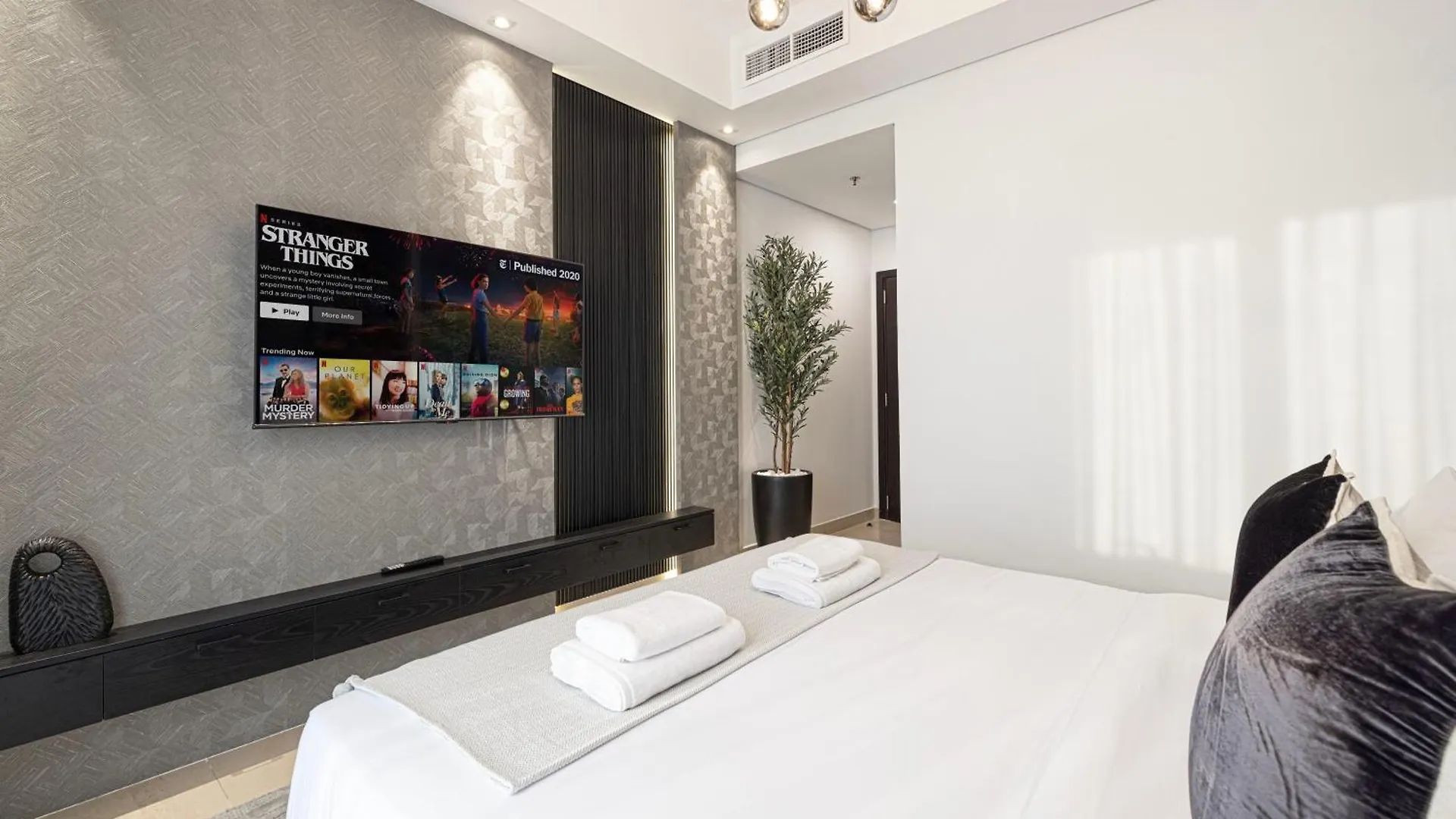 3Br Luxury Escape At Mon Reve I Access To Pool And Gym Apartment Dubai United Arab Emirates