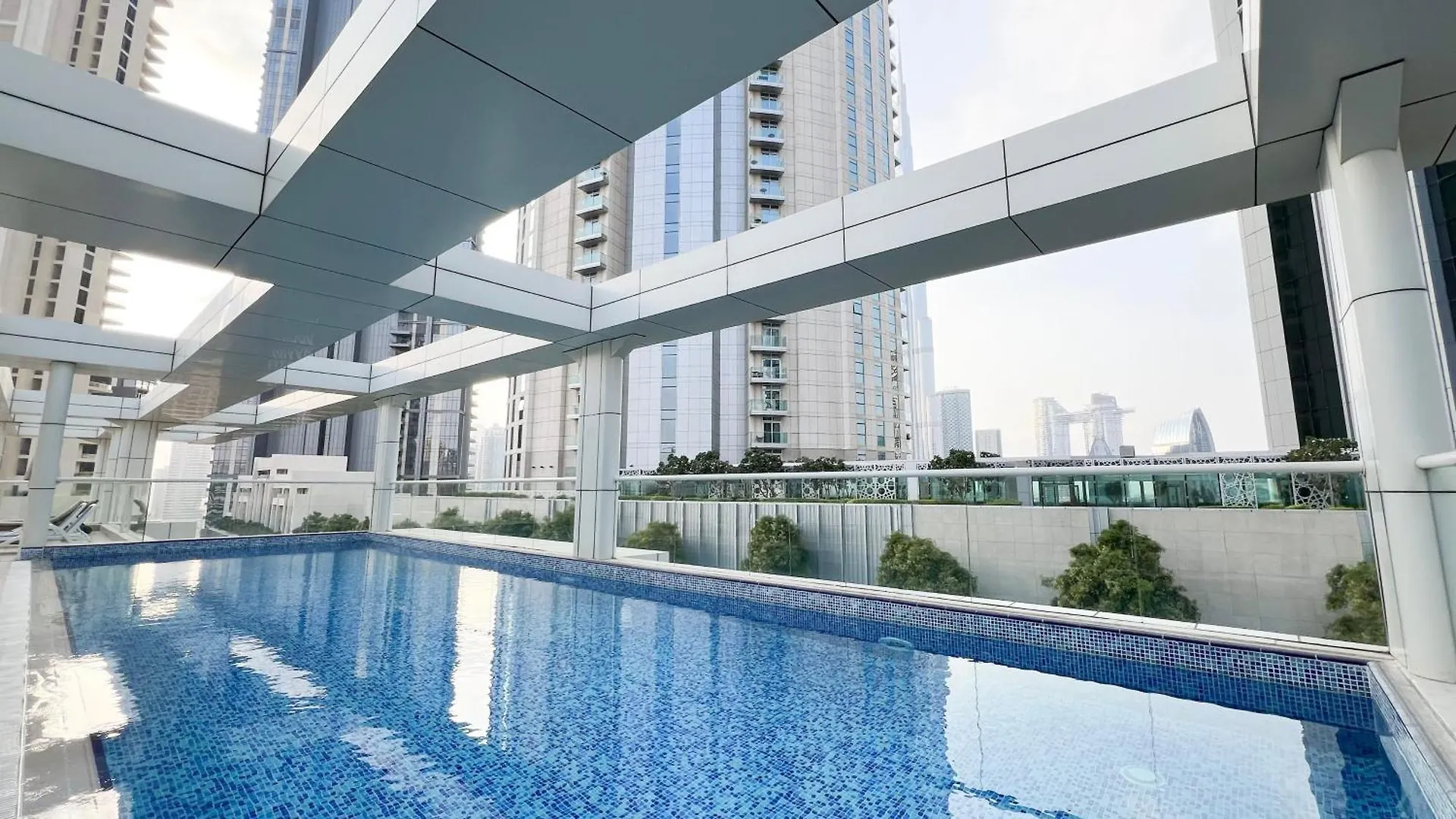 3Br Luxury Escape At Mon Reve I Access To Pool And Gym Apartment Dubai