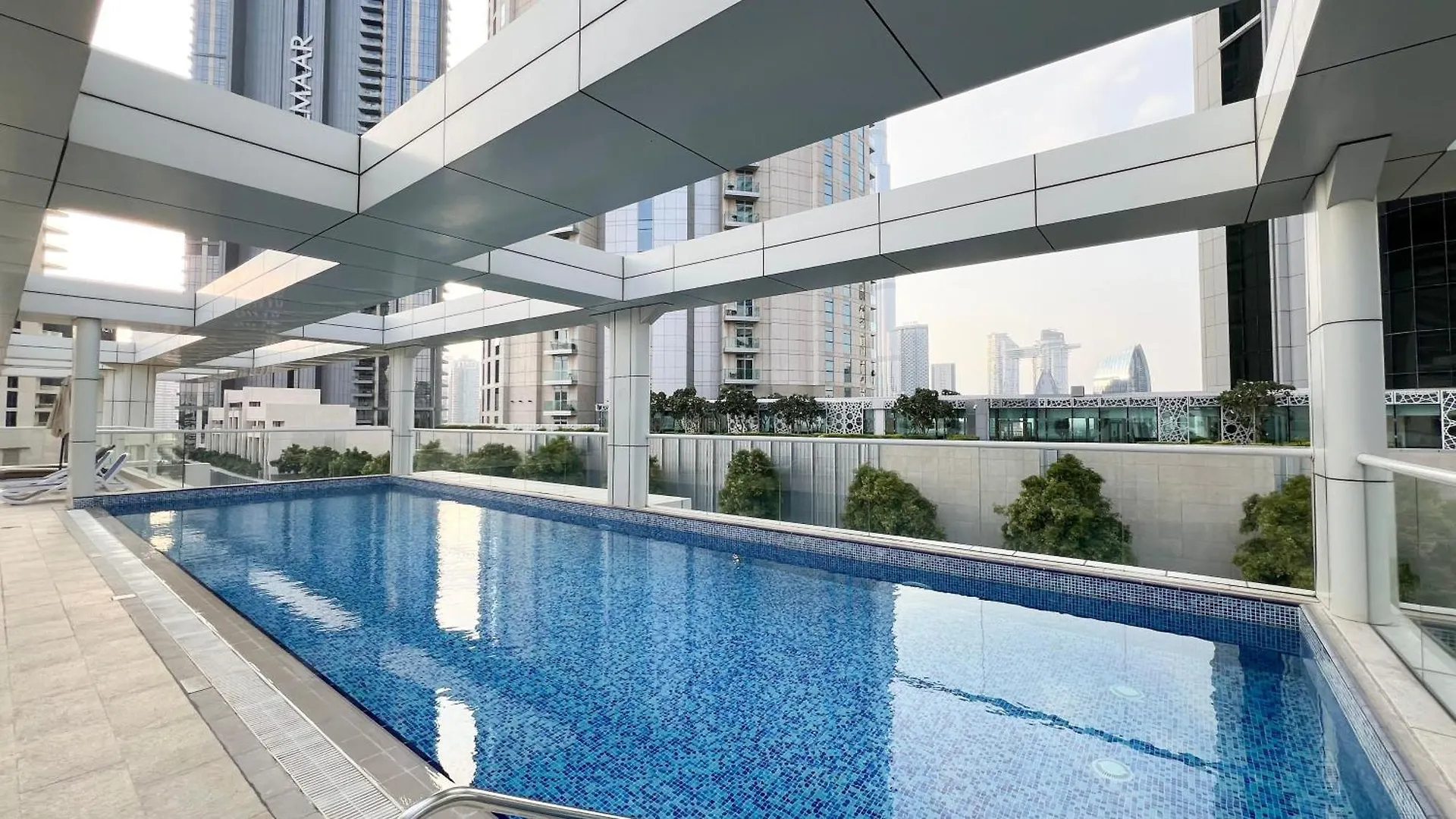 3Br Luxury Escape At Mon Reve I Access To Pool And Gym Apartment Dubai